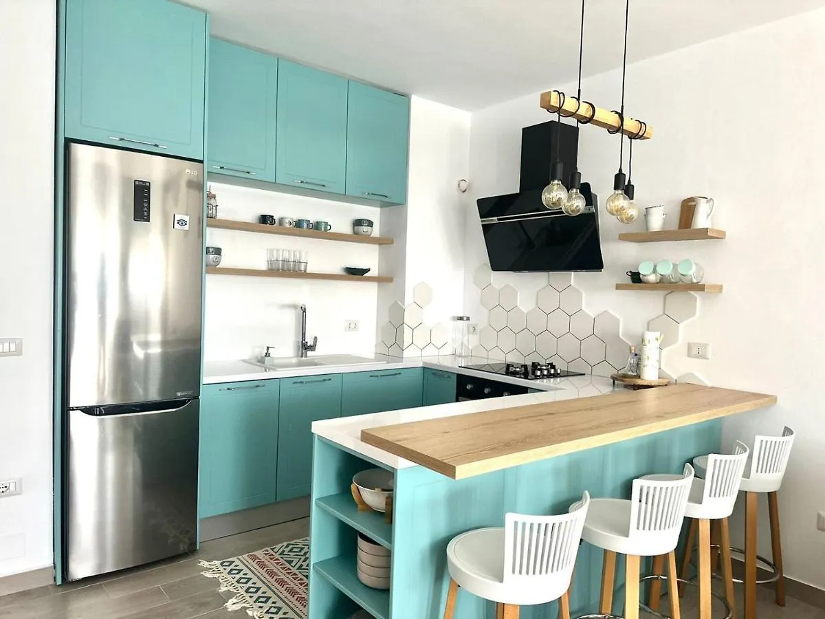 Sunny Hill Apartment فلورا